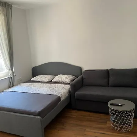 Apartment Ljubljana Studios *